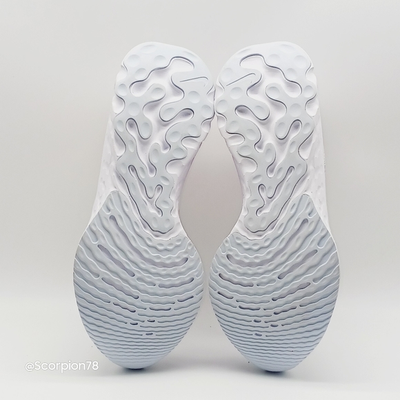 Nike React Infinity Run Flyknit 2 "Platinum" Running Shoes Size 8 for Women - Picture 7 of 7